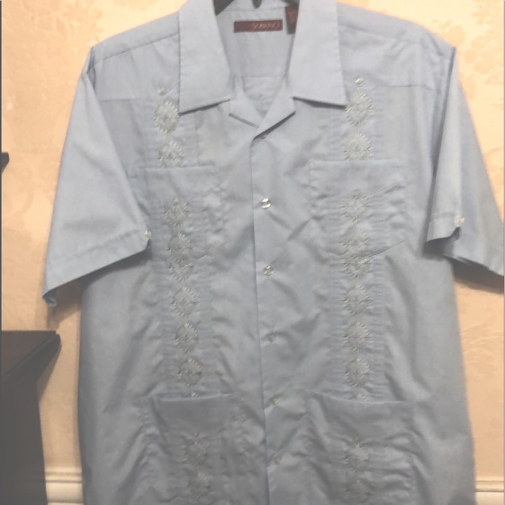 Man’s shirt Blue,great condition,wash once.cotton polyester.
